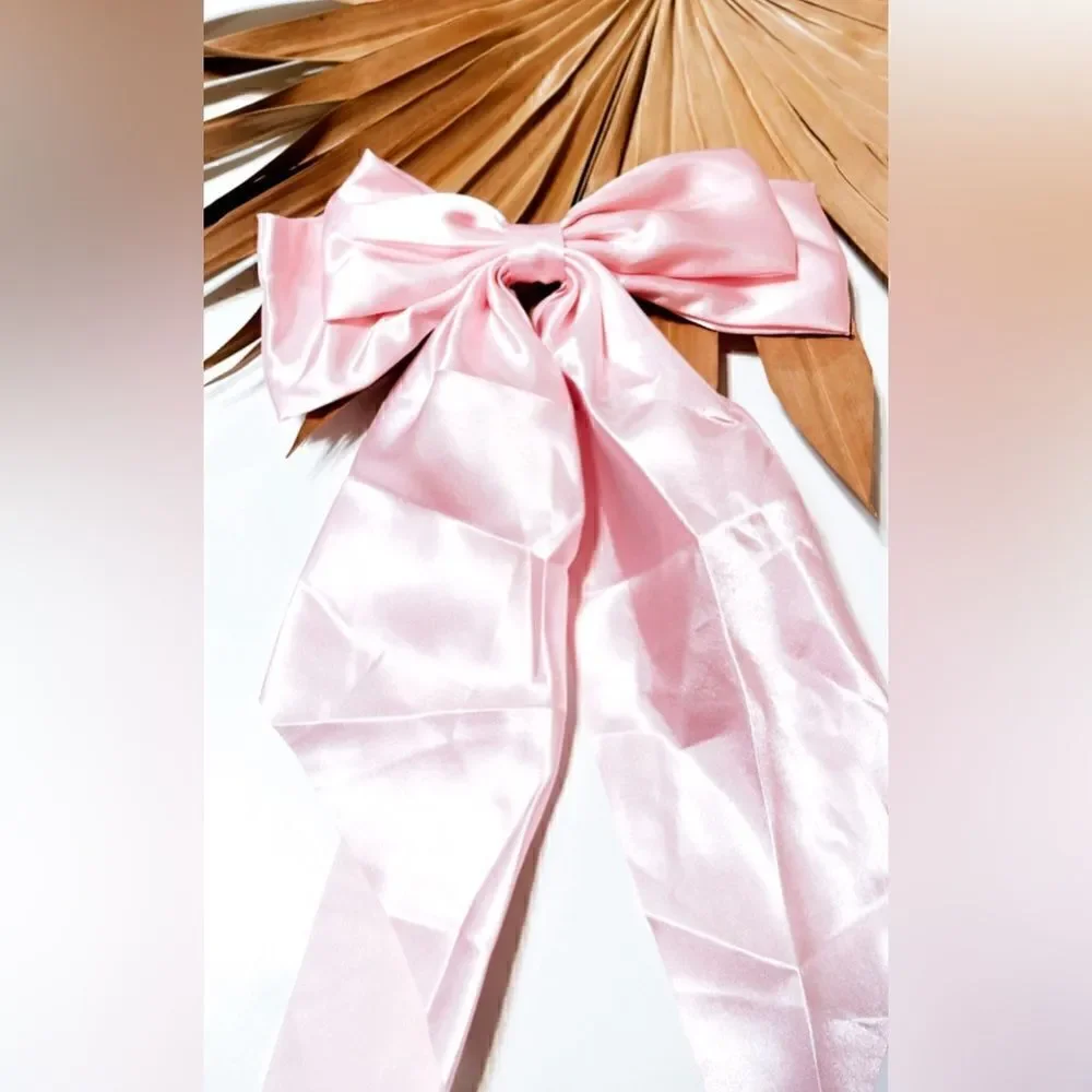 Pink  bow hair clips S601